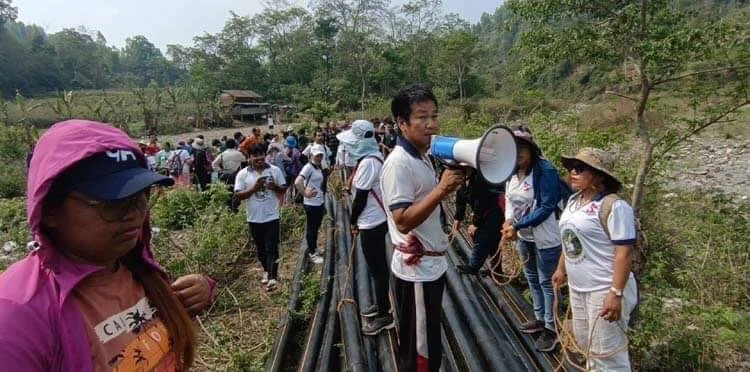 हर्क साम्पाङको विरोधमा उत्रिए कोकोहा खोला क्षेत्रका बासिन्दा 3 1000021608