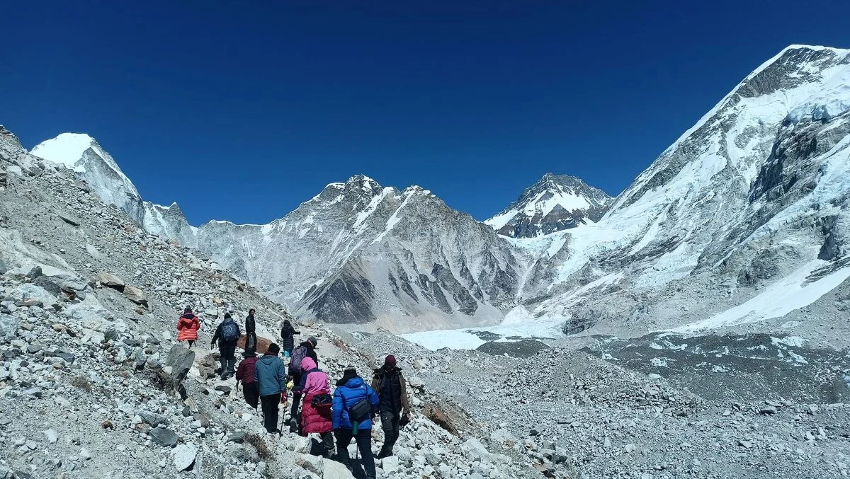 tourist to ebc RSS 1710996143
