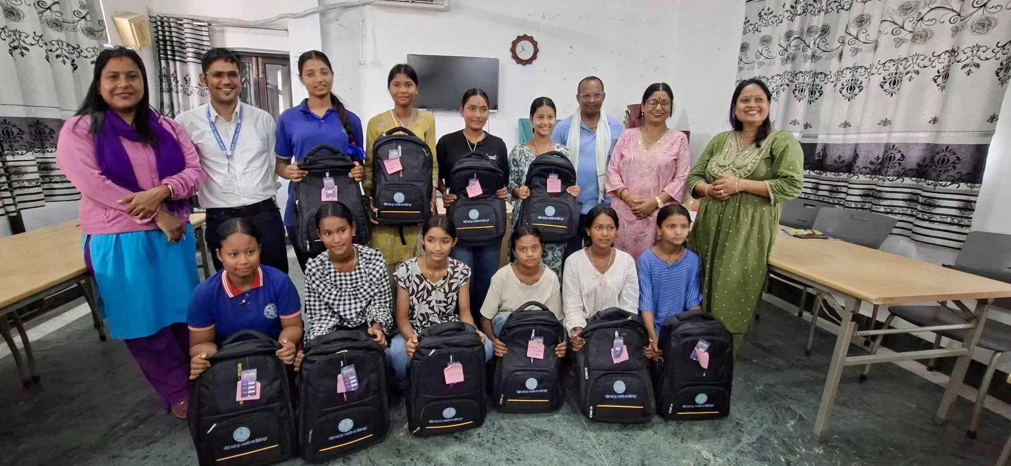 बालविवाहविरुद्ध सक्रिय किशोरी सम्मानित, विपन्न छात्रालाई शैक्षिक सहयोग 3 Dalit Forum 002